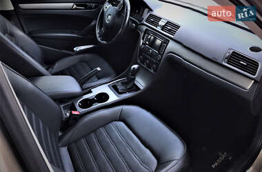 Седан Volkswagen Passat 2014 в 