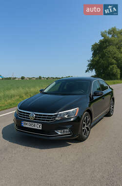 Седан Volkswagen Passat 2017 в Ромнах