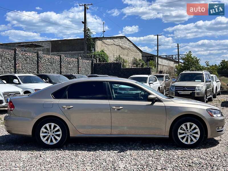 Седан Volkswagen Passat 2014 в Одессе