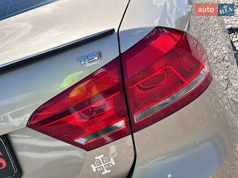 Седан Volkswagen Passat 2014 в Одессе