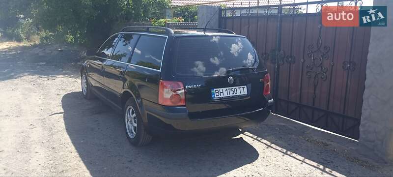 Универсал Volkswagen Passat 2001 в Одессе