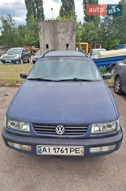 Універсал Volkswagen Passat 1995 в Черкасах