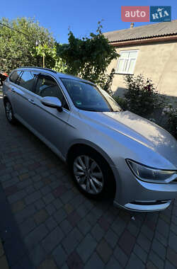 Универсал Volkswagen Passat 2015 в 