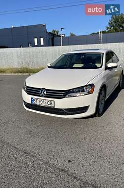 Седан Volkswagen Passat 2012 в Херсоні