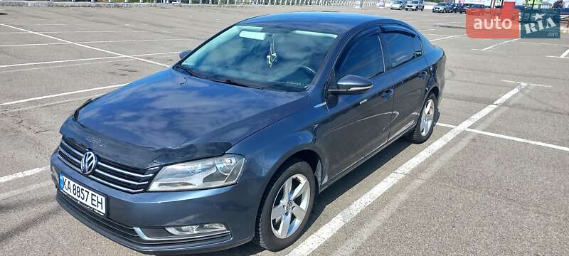 Volkswagen Passat 2011