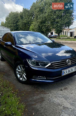 Седан Volkswagen Passat 2017 в Кролевце