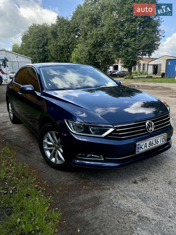 Седан Volkswagen Passat 2017 в Кролевце