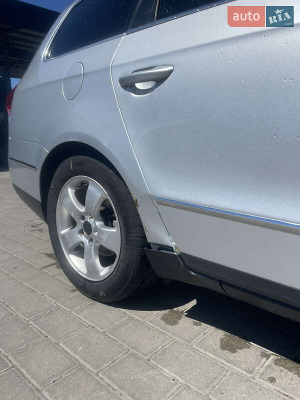 Универсал Volkswagen Passat 2006 в Львове