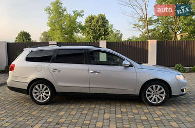 Універсал Volkswagen Passat 2009 в 