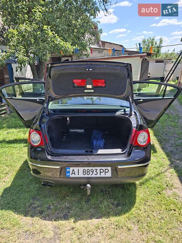 Седан Volkswagen Passat 2005 в Киеве