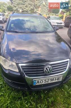 Универсал Volkswagen Passat 2006 в Тячеве