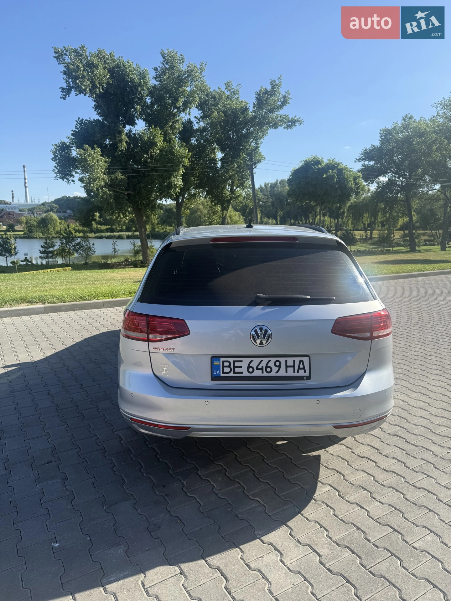 2018 Volkswagen Passat - мініатюра 2