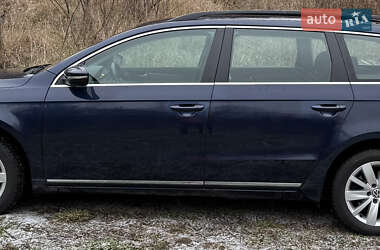 Універсал Volkswagen Passat 2011 в 