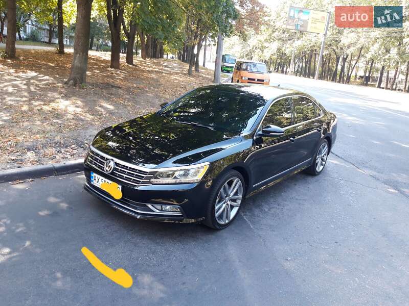 Седан Volkswagen Passat 2016 в Харькове
