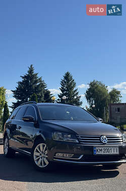 Универсал Volkswagen Passat 2011 в 