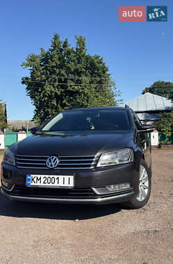 Универсал Volkswagen Passat 2011 в 