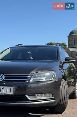 Универсал Volkswagen Passat 2011 в 