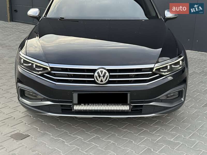 Универсал Volkswagen Passat 2020 в Луцке фото 2 Универсал Volkswagen Passat 2020 в Луцке