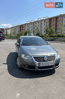 Седан Volkswagen Passat 2006 в Киеве
