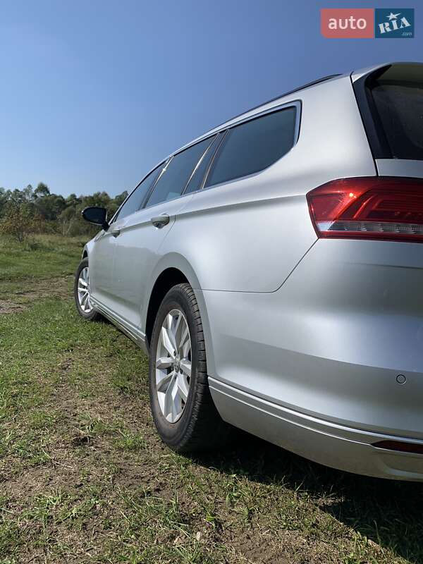 Універсал Volkswagen Passat 2015 в Самборі
