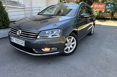 Универсал Volkswagen Passat 2012 в Корсуне-Шевченковском