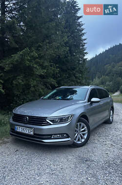 Универсал Volkswagen Passat 2016 в Яремче