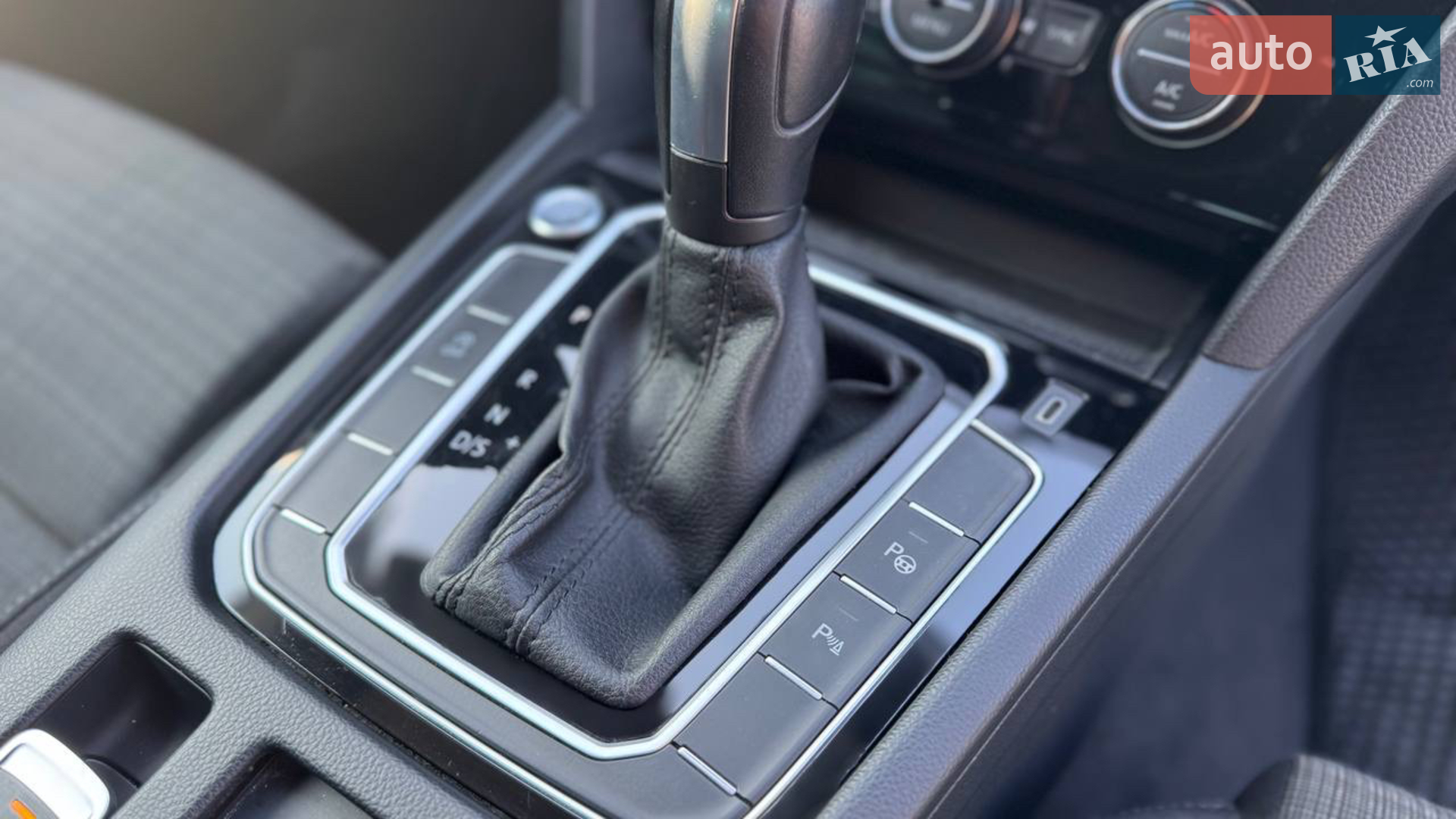 2019 Volkswagen Passat - мініатюра 11