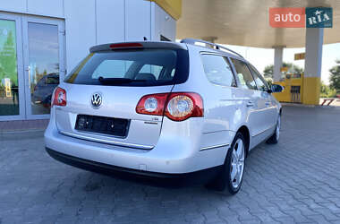 Універсал Volkswagen Passat 2010 в 