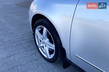 Універсал Volkswagen Passat 2010 в 