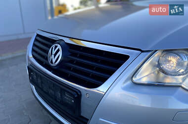 Універсал Volkswagen Passat 2010 в 