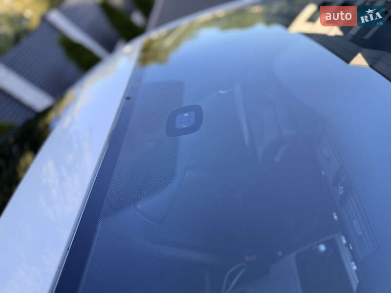 Седан Volkswagen Passat 2012 в Черкассах