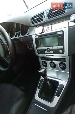 Универсал Volkswagen Passat 2006 в Кривом Озере