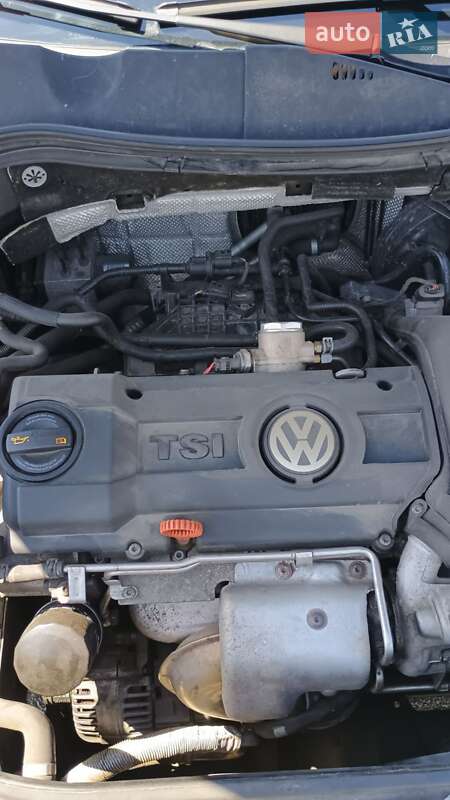 Універсал Volkswagen Passat 2009 в Києві