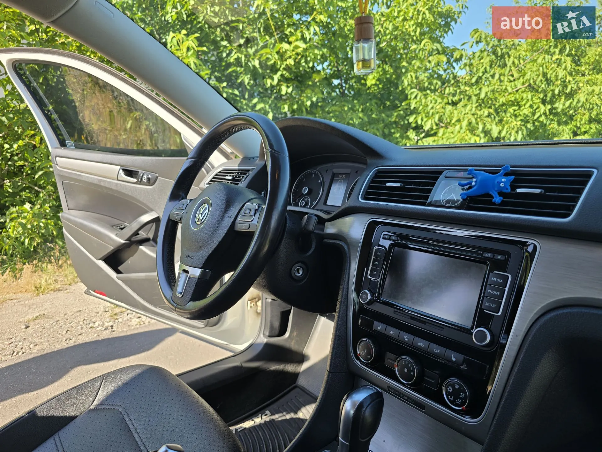 2015 Volkswagen Passat - мініатюра 17