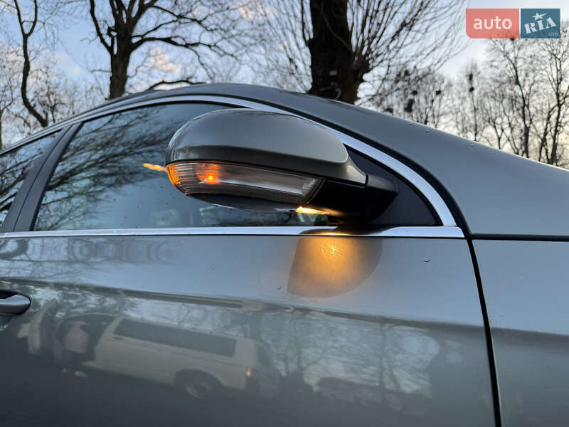 Универсал Volkswagen Passat 2009 в Самборе