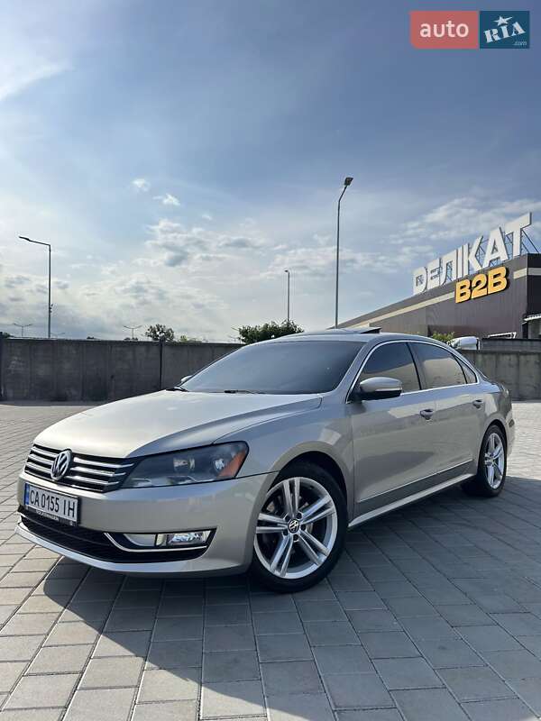 Седан Volkswagen Passat 2012 в Городище