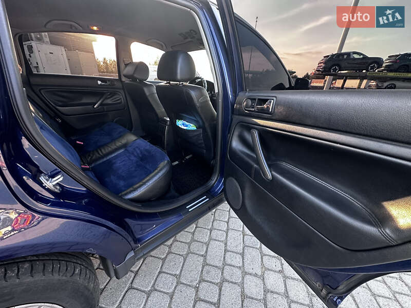 Седан Volkswagen Passat 2002 в Ужгороде