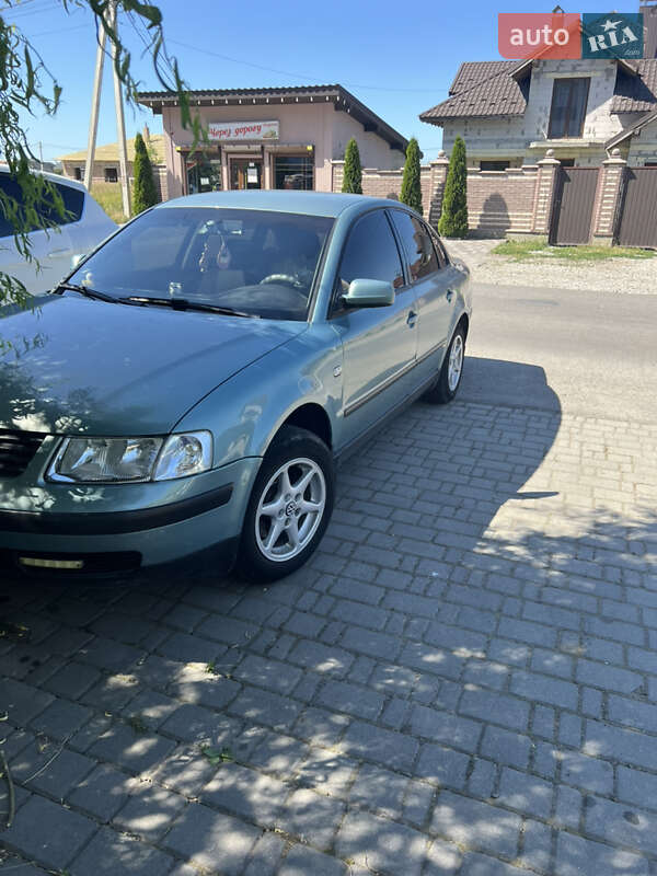 Volkswagen Passat 1998