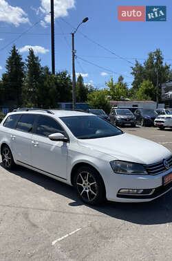 Универсал Volkswagen Passat 2013 в Дубно