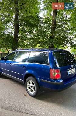 Універсал Volkswagen Passat 2001 в 