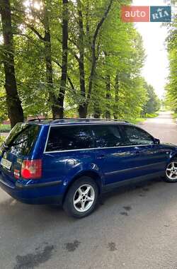 Універсал Volkswagen Passat 2001 в 