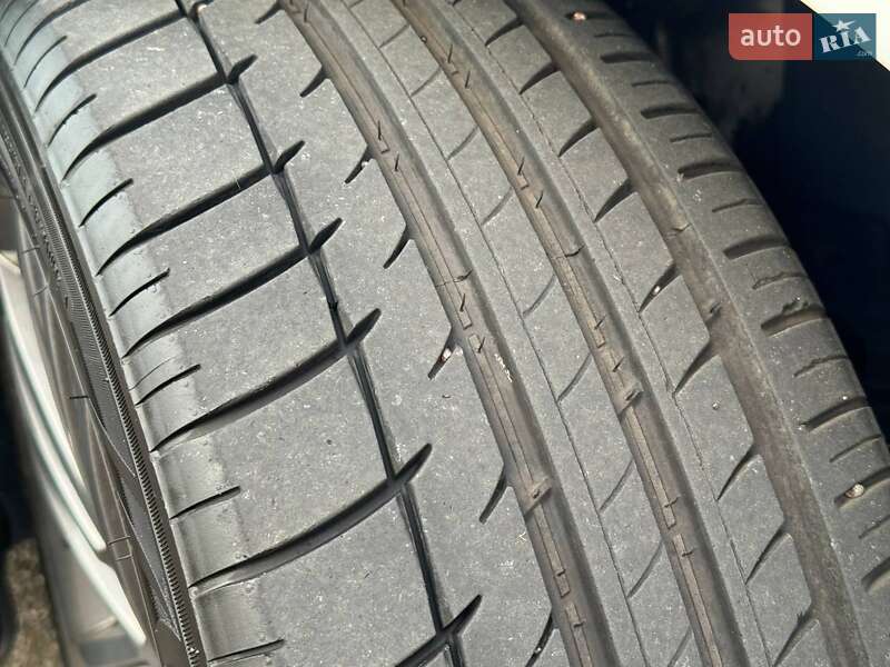 Універсал Volkswagen Passat 2017 в Вишгороді