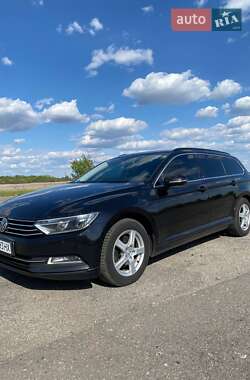Универсал Volkswagen Passat 2015 в 