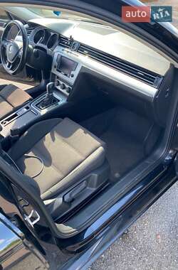 Универсал Volkswagen Passat 2015 в 