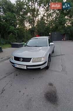 Седан Volkswagen Passat 1997 в Тернополі