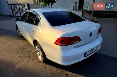 Седан Volkswagen Passat 2012 в 