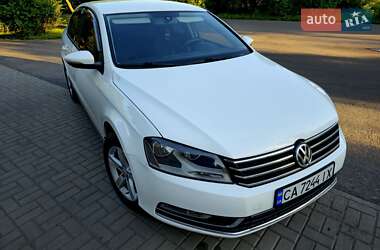 Седан Volkswagen Passat 2012 в Черкасах