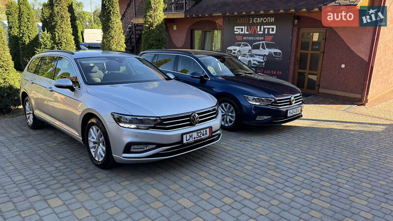 Универсал Volkswagen Passat 2021 в Сваляве