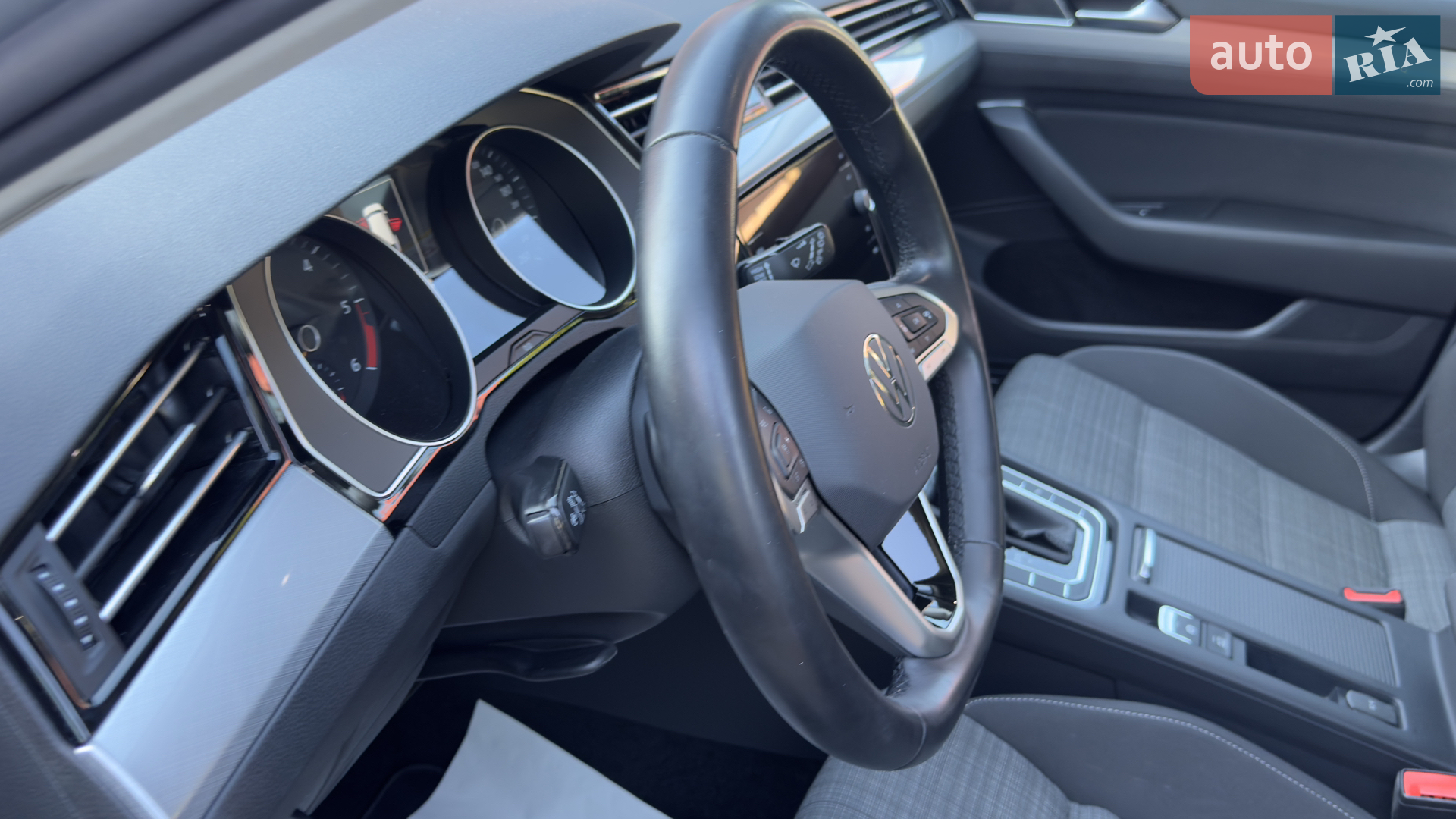 2021 Volkswagen Passat - мініатюра 32