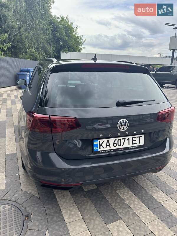 Универсал Volkswagen Passat 2019 в Ужгороде